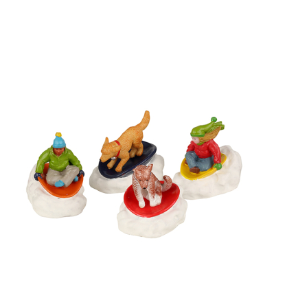 Set de figurines enfants et chiens en luge 4 pièces LEMAX