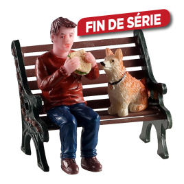 Figurine Déjeuner avec Buddy LEMAX